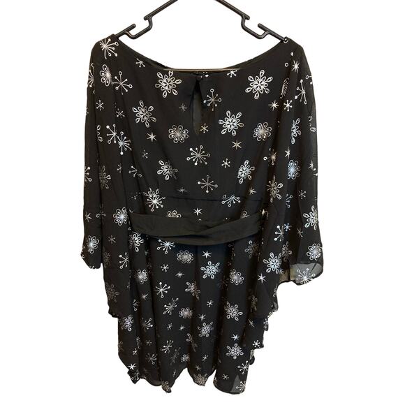 Smak Parlor Lightweight Flowy Snowflake Midi Dress Size Large - Picture 1 of 11